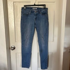 Levis 711 Skinny Jeans